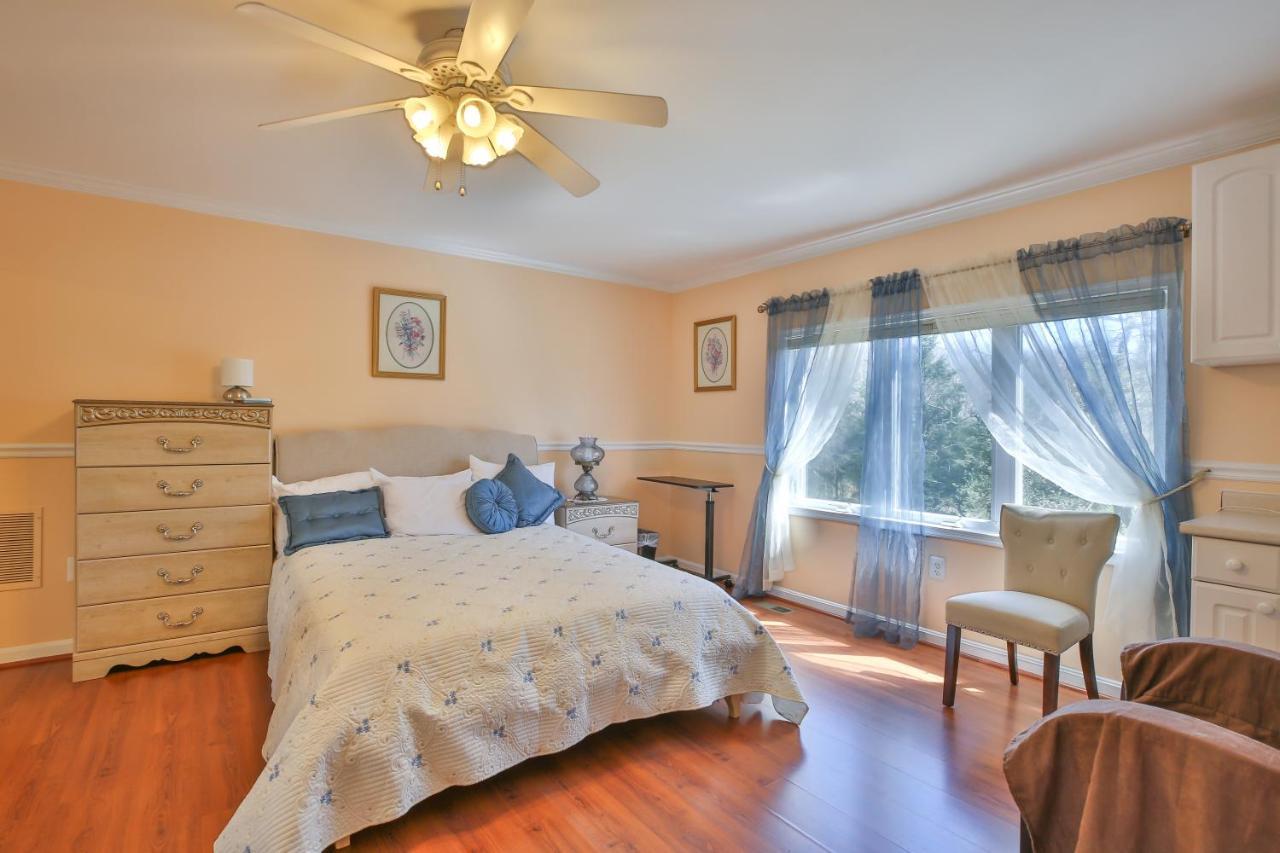Purcellville Home Екстер'єр фото