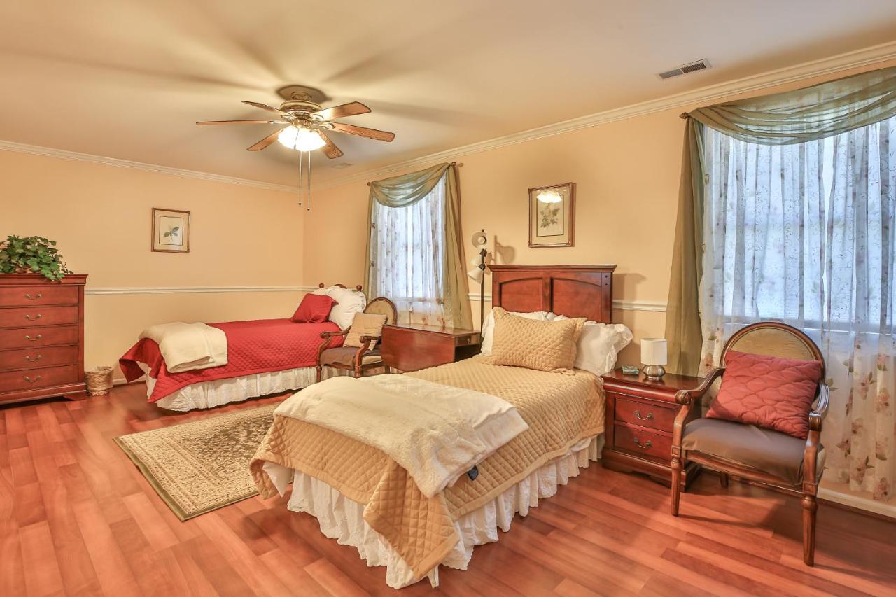 Purcellville Home Екстер'єр фото